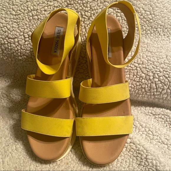 Steve Madden JKIMMIE YELLOW Size 9.5 Excellent Condition! - Picture 3 of 6